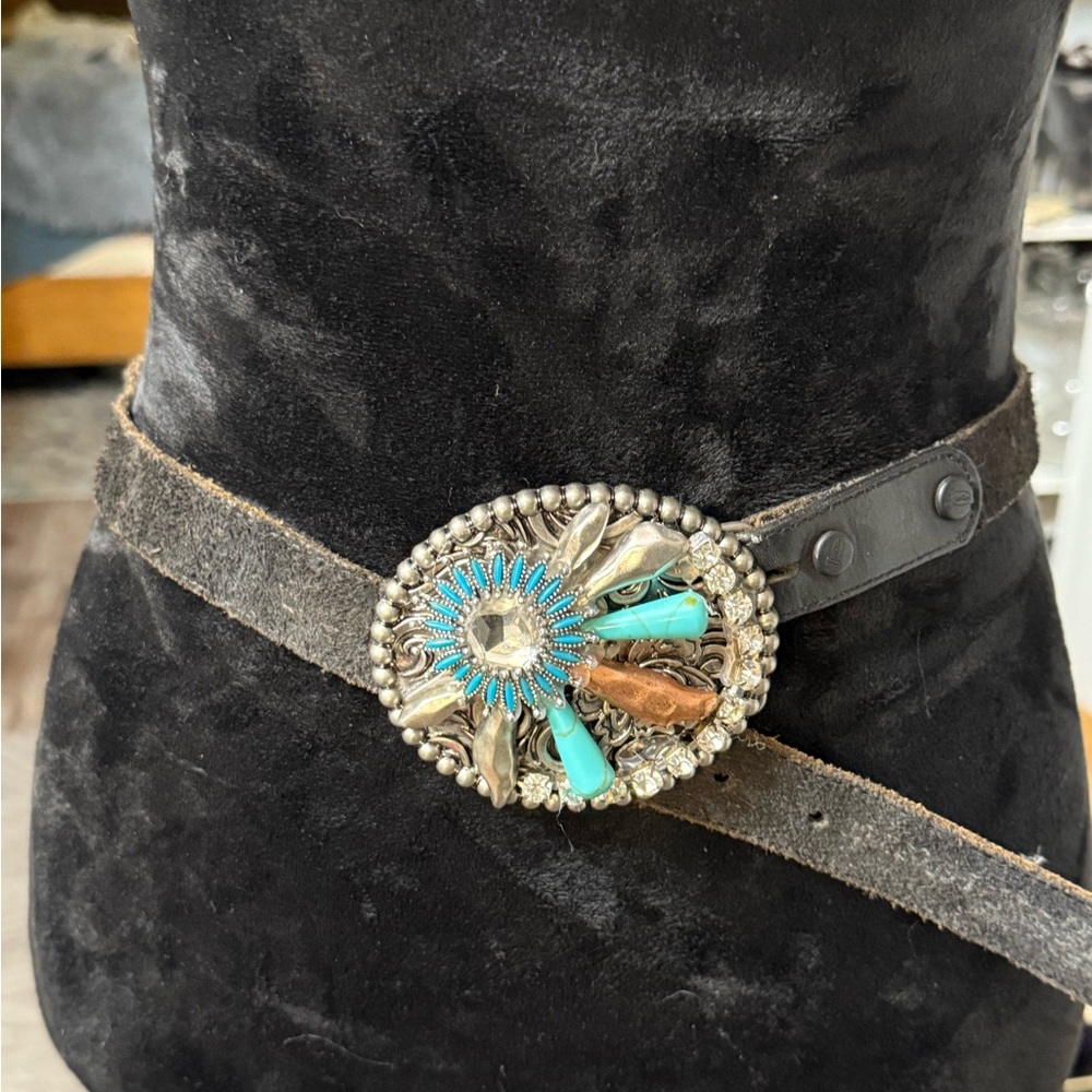 Turquoise and Silver Belt Buckle - Picture 2 of 5